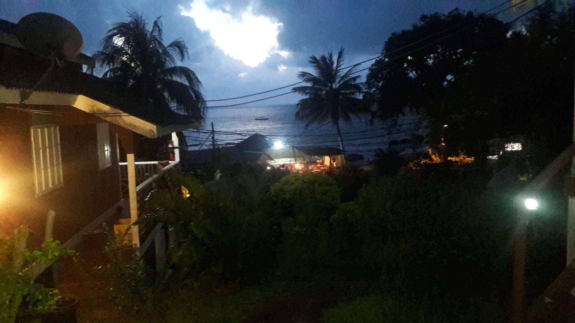 玛丽娜海湾餐厅度假村 Kampung Genting 外观 照片