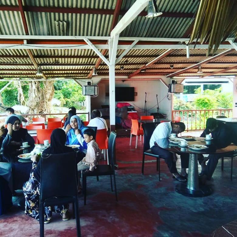 玛丽娜海湾餐厅度假村 Kampung Genting 外观 照片
