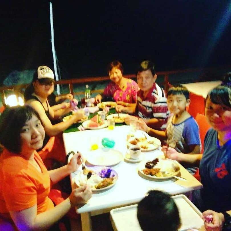 玛丽娜海湾餐厅度假村 Kampung Genting 外观 照片