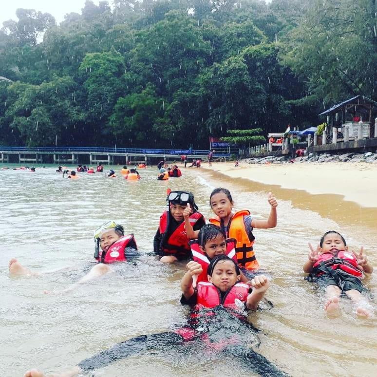 玛丽娜海湾餐厅度假村 Kampung Genting 外观 照片